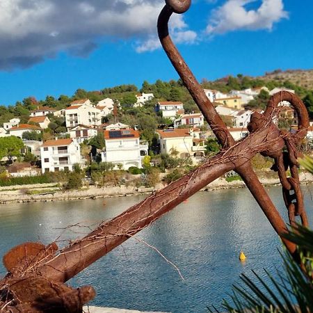 Apartments Ars Vivendi Trogir Bagian luar foto