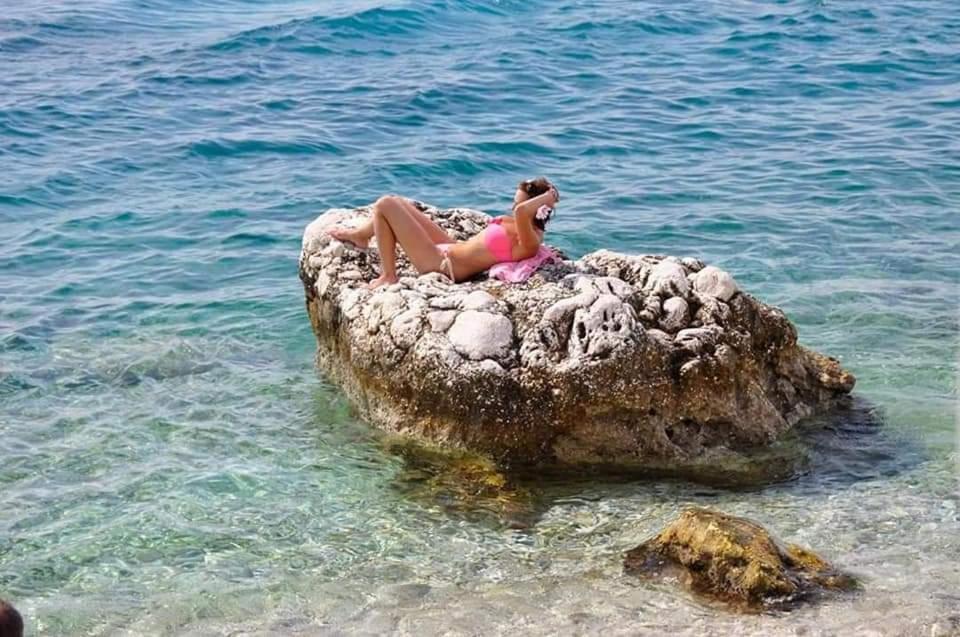 Apartments Ars Vivendi Trogir Bagian luar foto