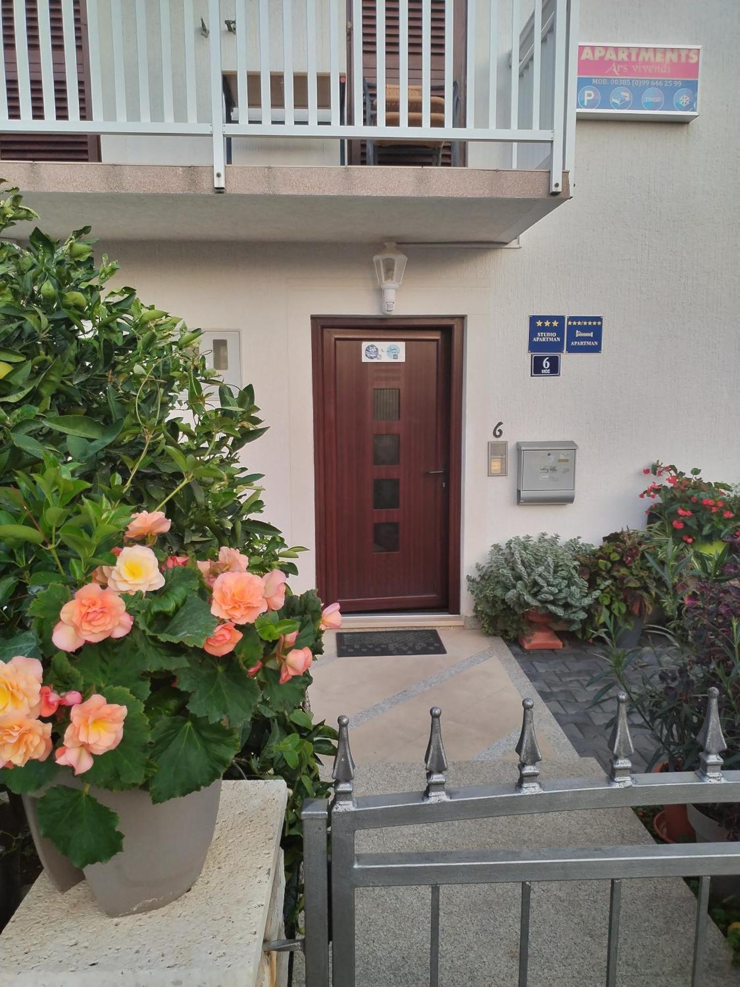 Apartments Ars Vivendi Trogir Ruang foto