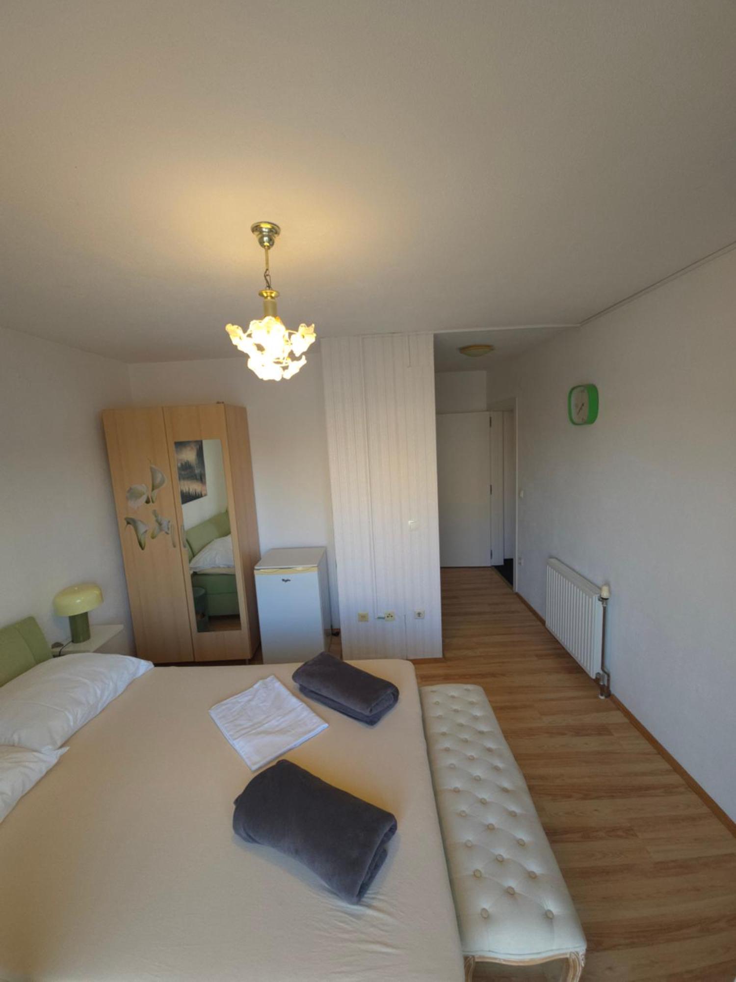 Apartments Ars Vivendi Trogir Bagian luar foto