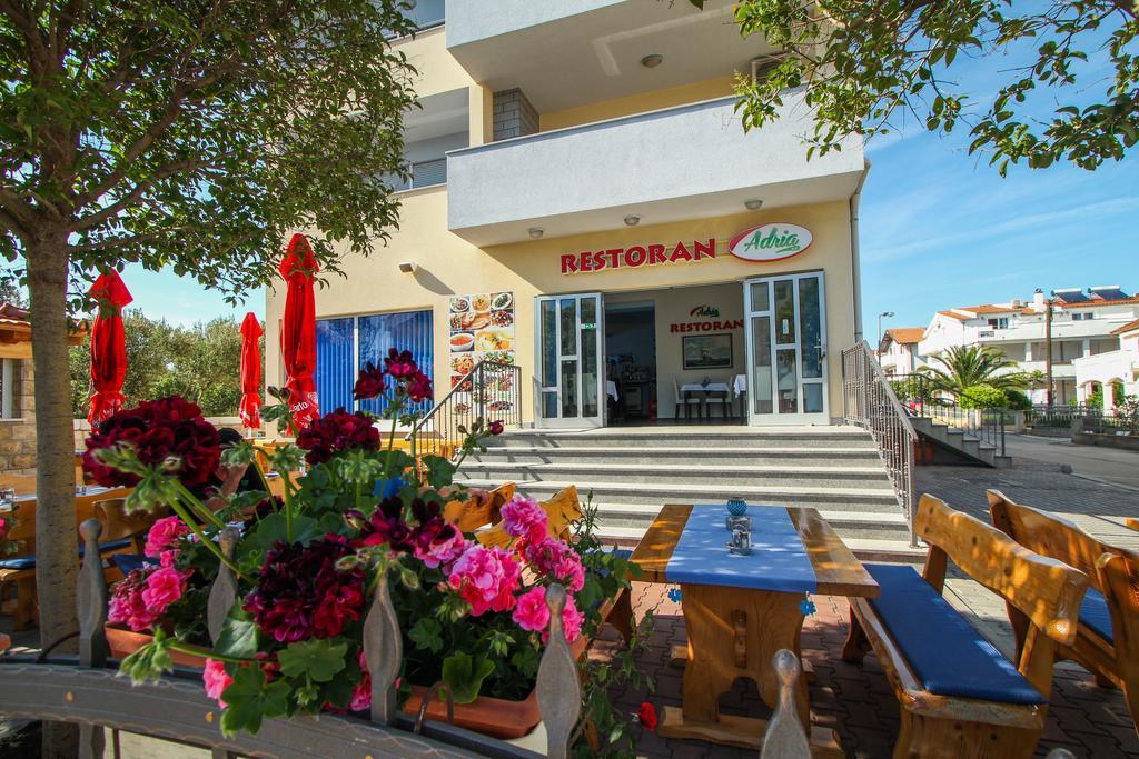 Apartments Ars Vivendi Trogir Bagian luar foto